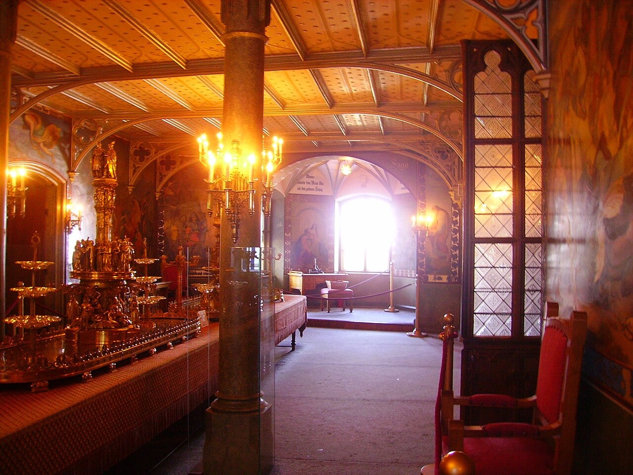 Ludwig II and the Architecture of Dreams 2 The Heroes' Hall at Hohenschwangau, decorated with murals of Germanic legend