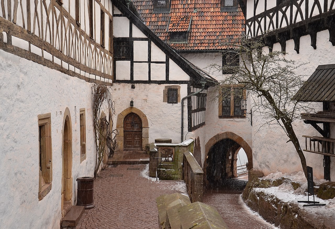 Wartburg Castle 9 1280px Wartburg Castle main gate 2