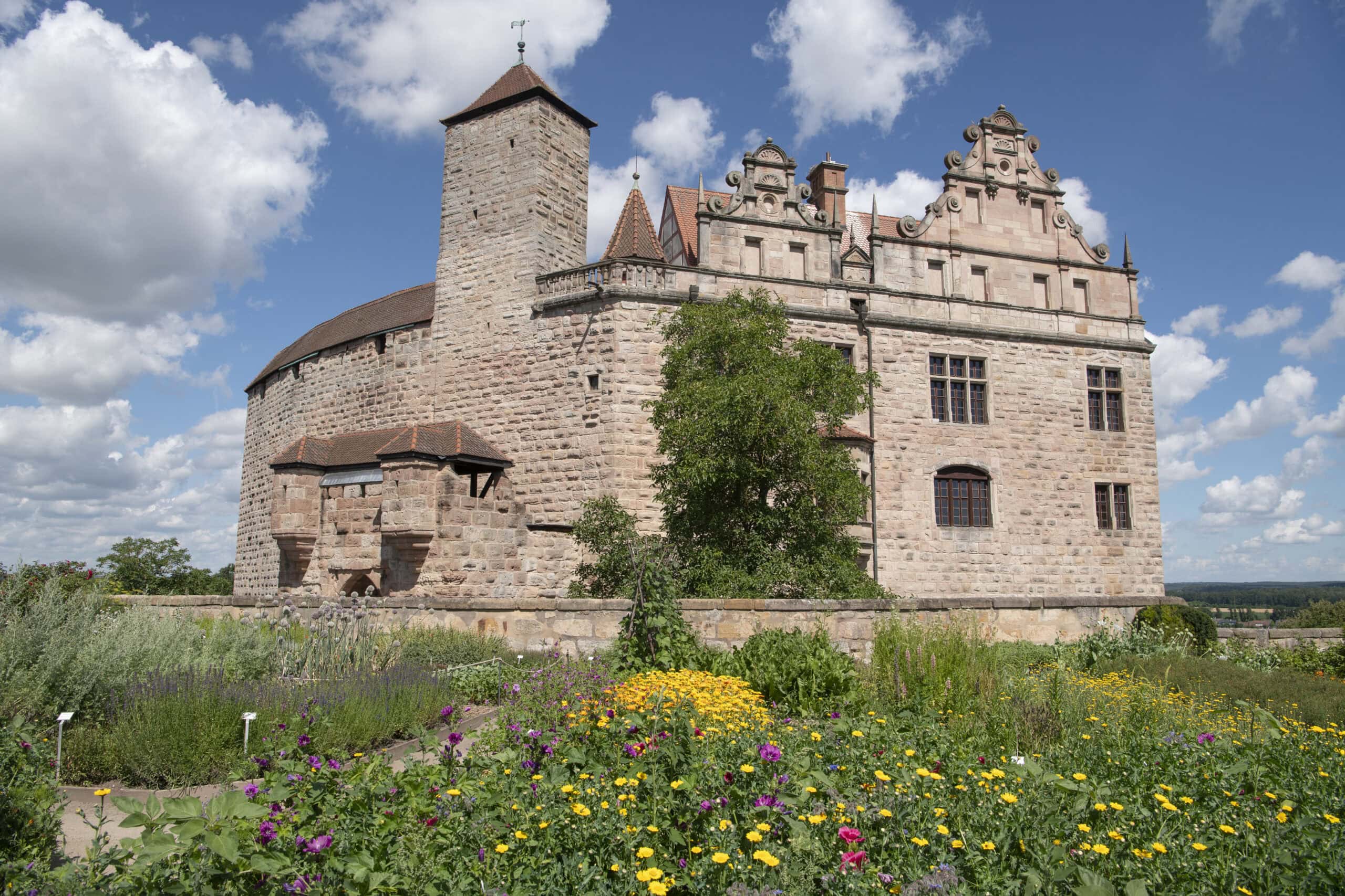 Castles of Franconia: Seven Princely Seats Across the Region 4 Cadolzburg Castle south-east elevation in summer with the Burggarten in foreground.
