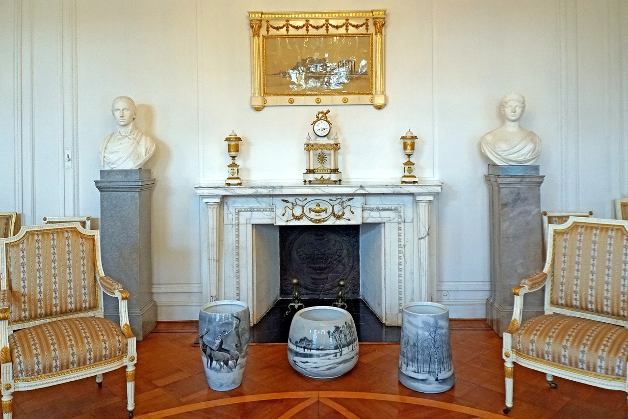 Cecilienhof Palace 4 The White Salon at Cecilienhof Palace with marble busts and a gilt mirror