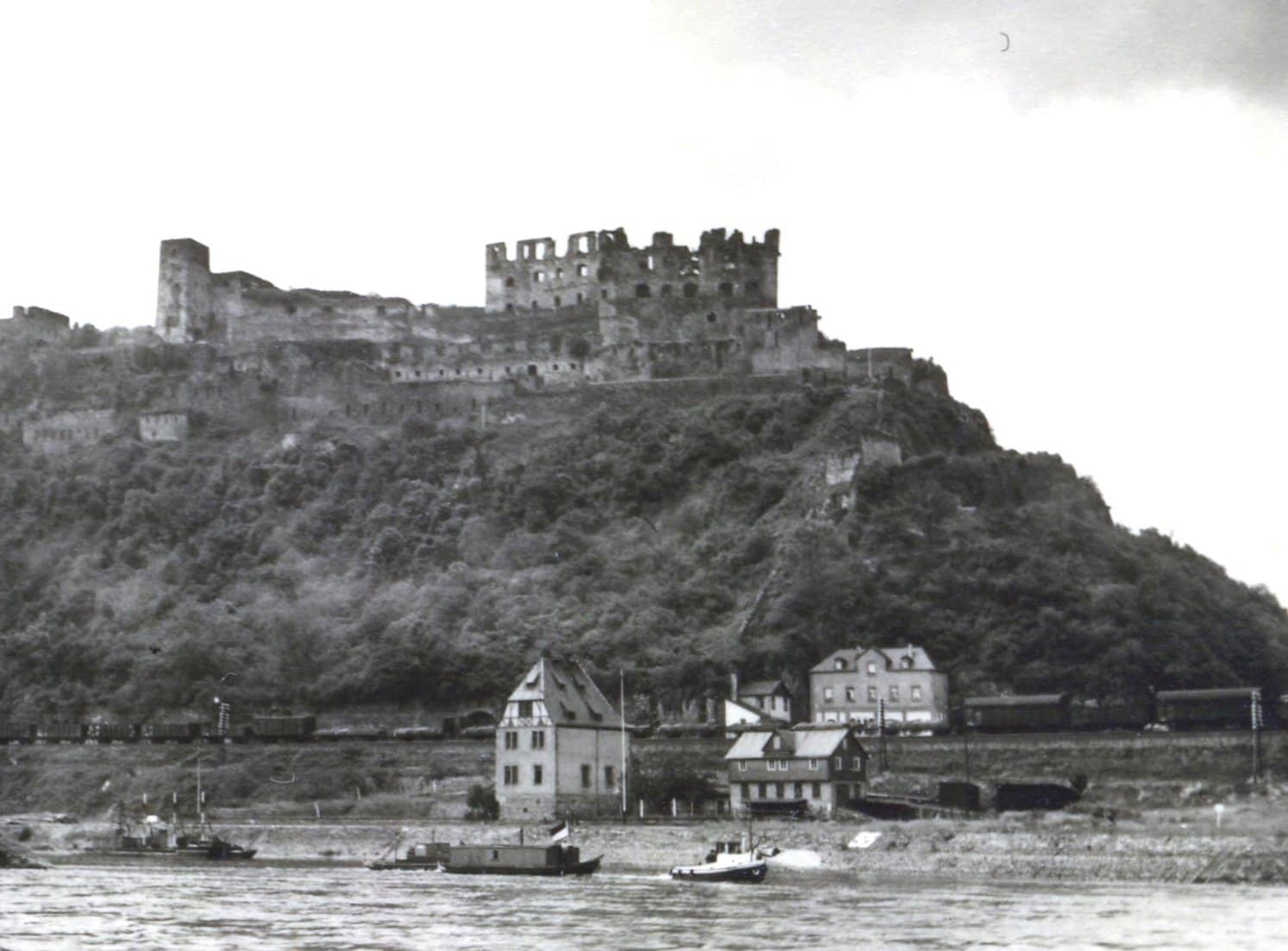 Rheinfels Castle 6 Black-and-white photograph from 1938 showing Burg Rheinfels above the Rhine in the long-ruin period after the French demolition