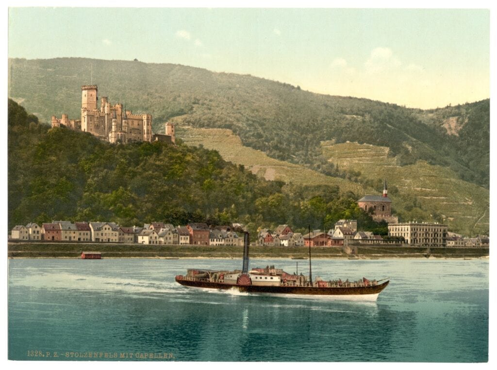 Travel Guides 5 Castles of the Rhine Gorge