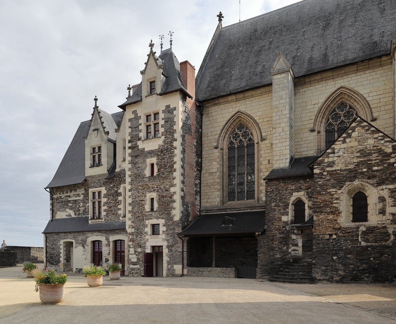 Logis Royal and Sainte-Chapelle of the Château d'Angers from the gardens