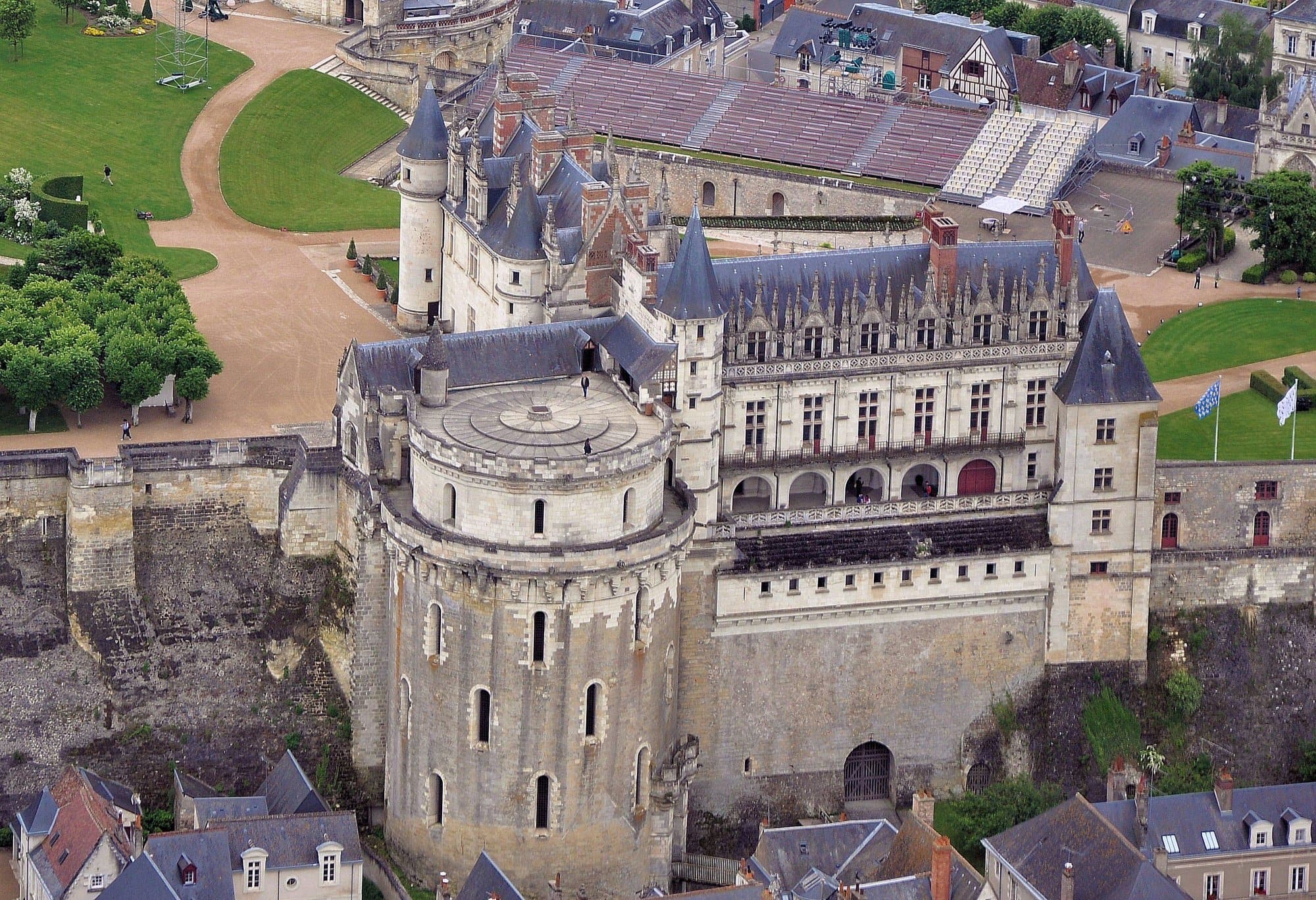 Château d'Amboise 5 Ramparts of Chateau d'Amboise flying flags with the crowned salamander emblem of Francois I