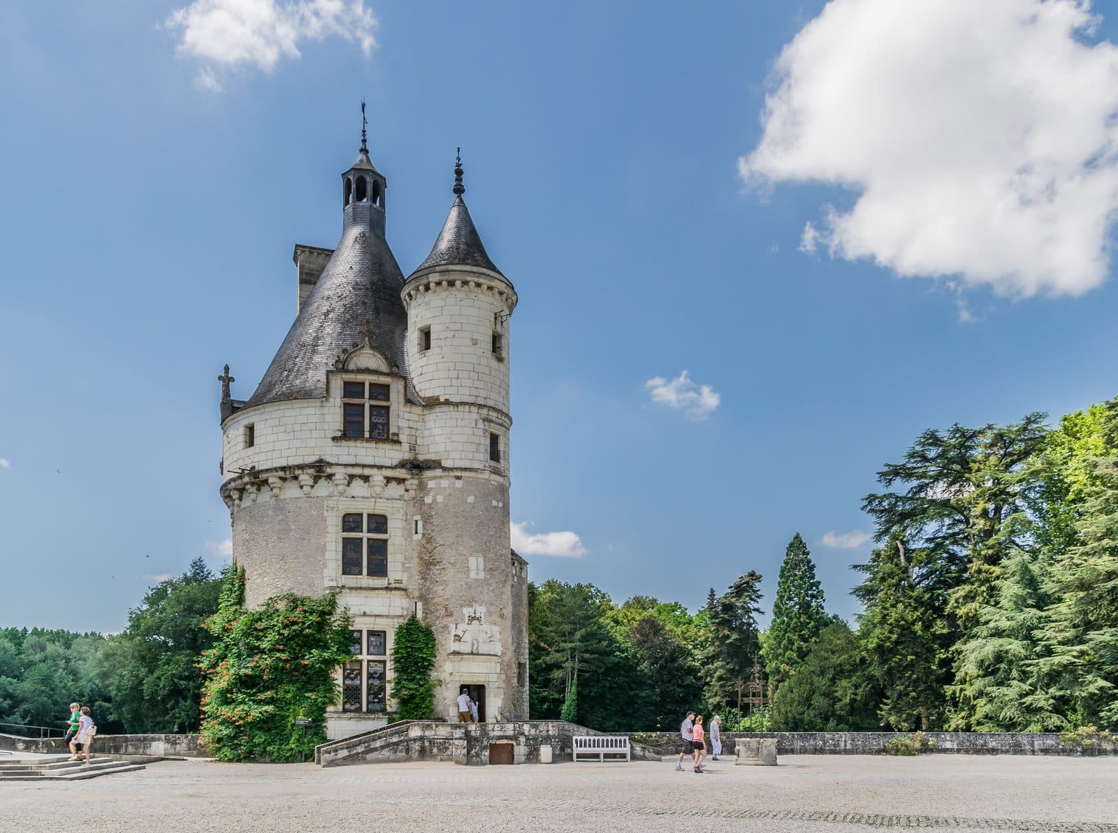Château de Chenonceau 2 The medieval Tour des Marques round keep at the entrance to Chateau de Chenonceau