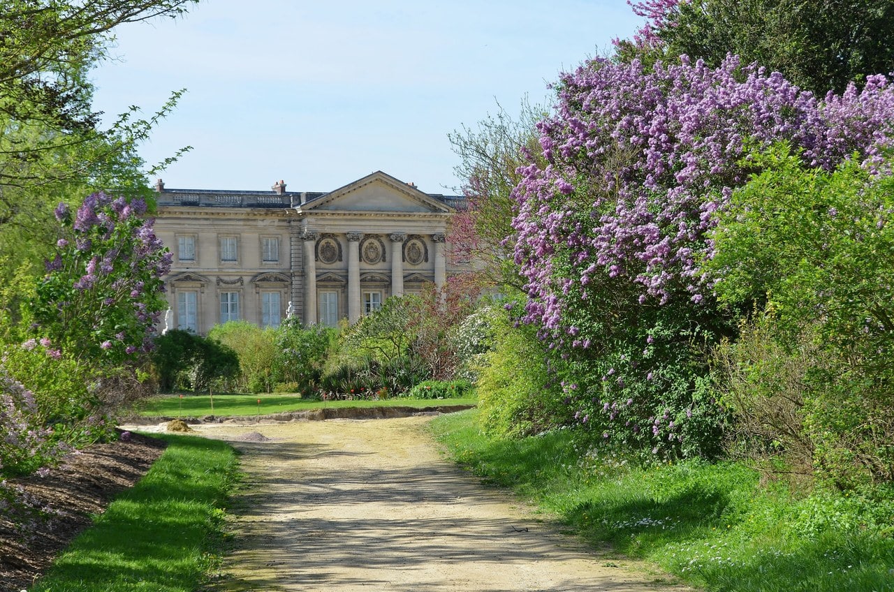 The garden front of Compiègne in spring