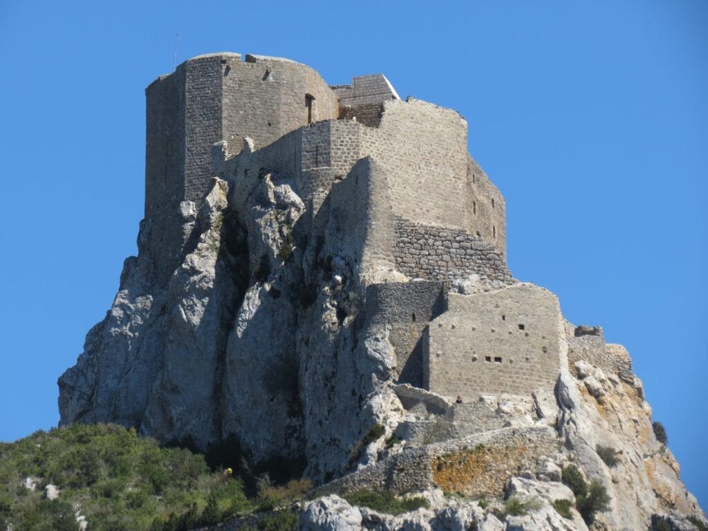 Royal Fortresses of Languedoc: Carcassonne and the Mountain Sentinels 5 The keep of Château de Quéribus rising from a pinnacle of rock.