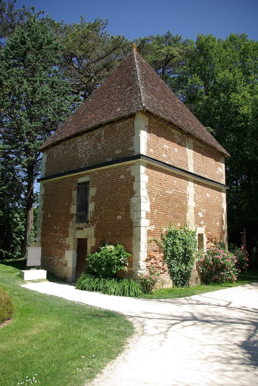 Château du Clos Lucé 3 Brick dovecote of Château du Clos Lucé with pyramidal tile roof