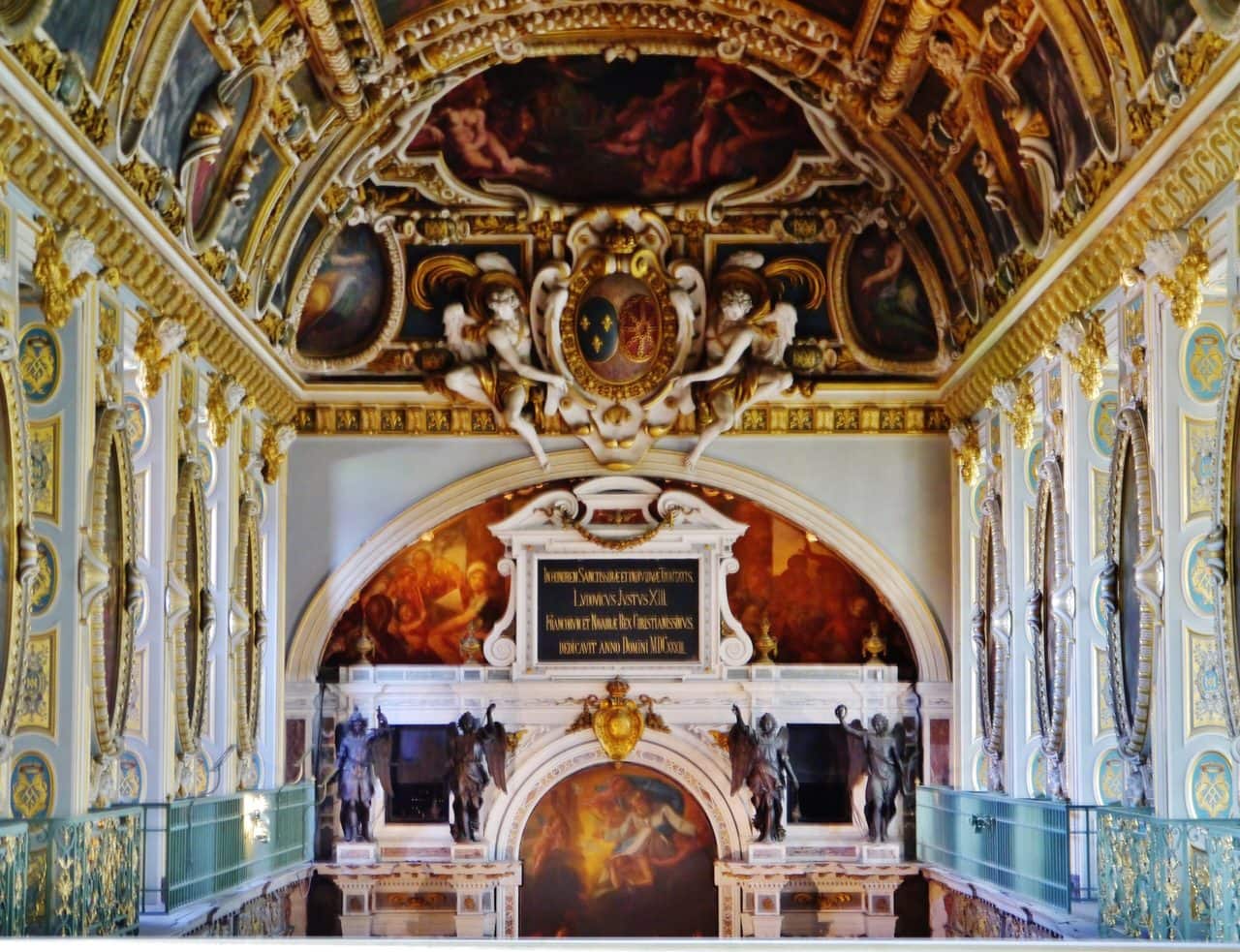 Château de Fontainebleau 5 The painted vault of the Chapel of the Trinity at the Château de Fontainebleau