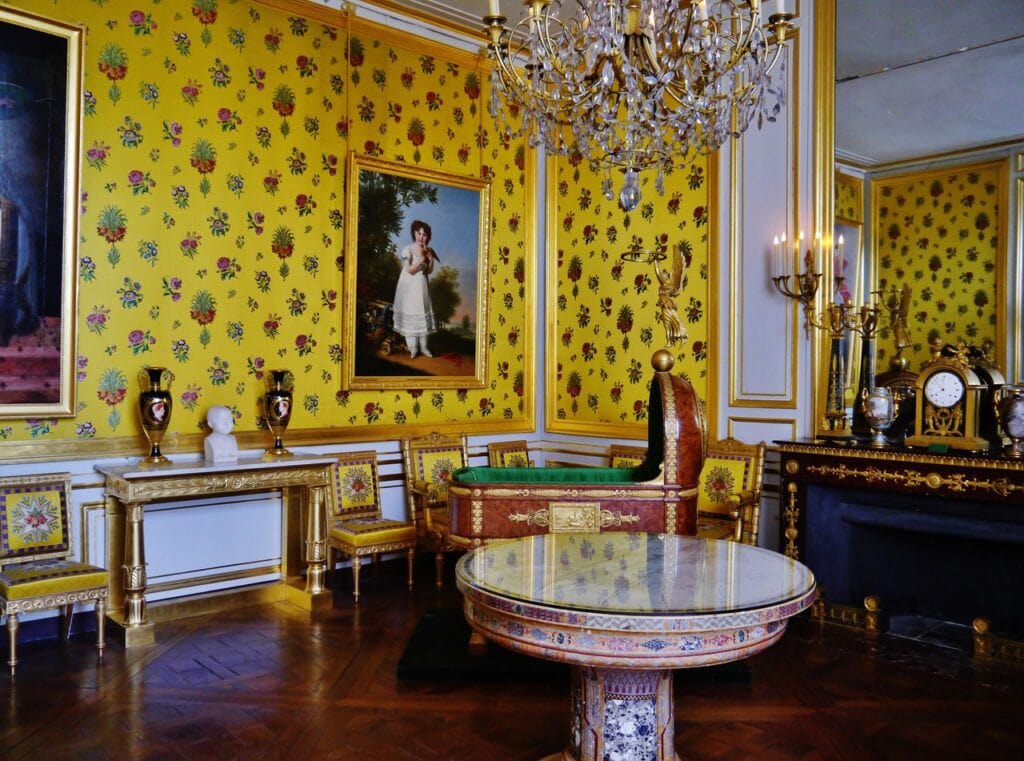 A salon in the Napoleon I Museum at the Château de Fontainebleau