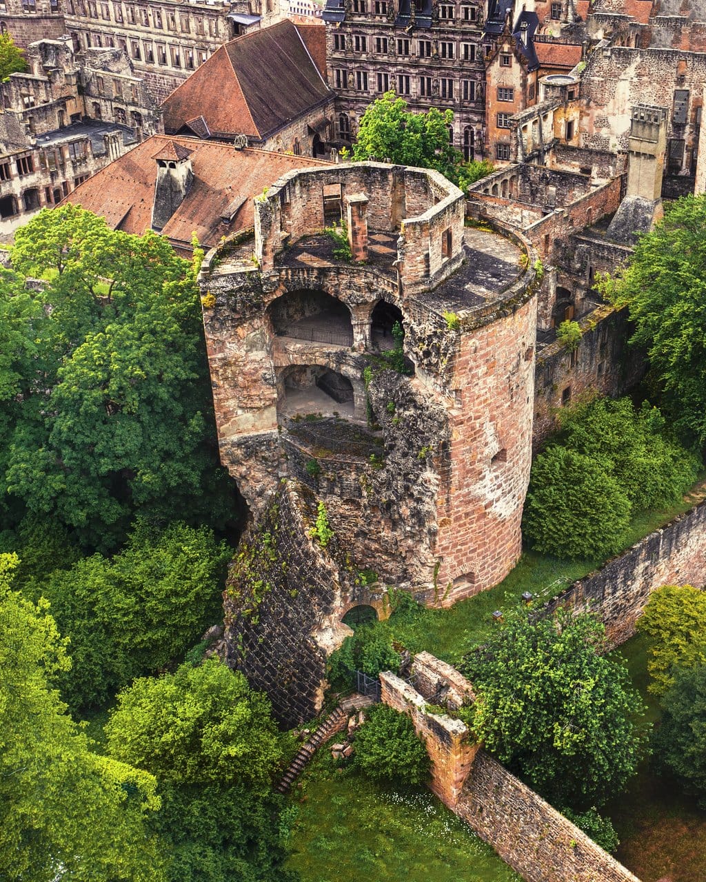 The Gesprengter Turm at Heidelberg Castle, a round powder tower with one face sheared off and toppled