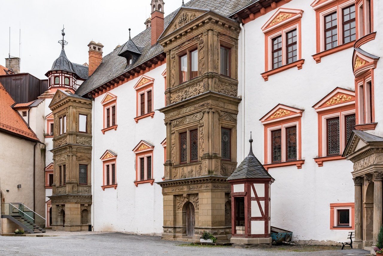Heldburg Fortress 3 The Renaissance courtyard facade of the French Building at Heldburg Fortress, with carved oriels