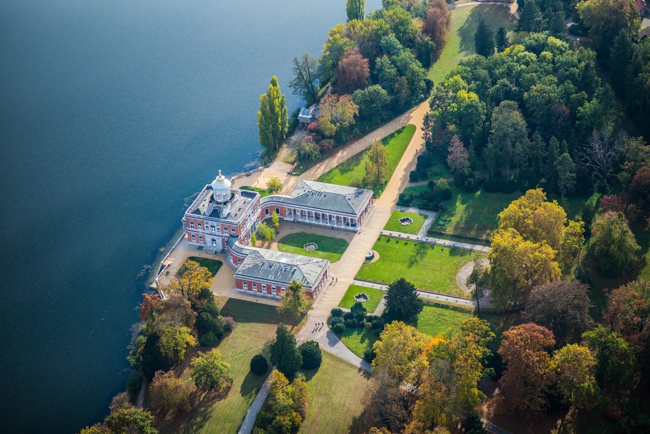 Marble Palace 2 The Marble Palace and its curved wings on the shore of the Heiliger See, in the Neuer Garten.