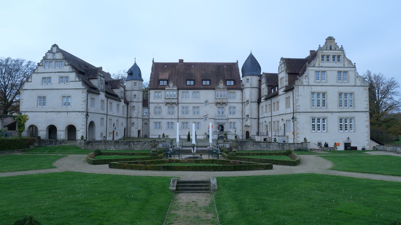 Castle Hotels in Germany: Where You Can Actually Sleep Inside the History 6 Schlosshotel Munchhausen, the Renaissance Schloss Schwobber near Hameln