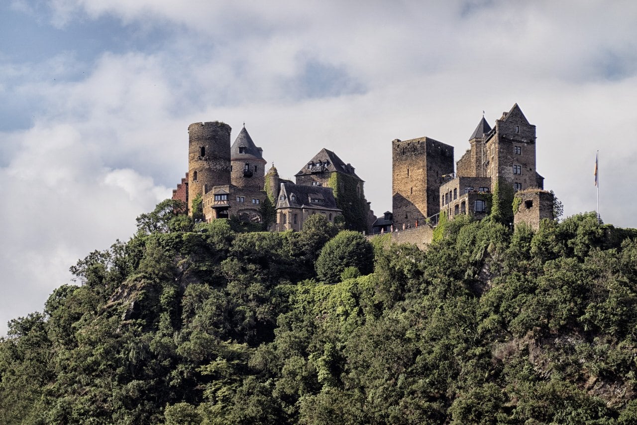 Schönburg Castle 1 Schönburg Castle on its slate spur above Oberwesel on the Middle Rhine