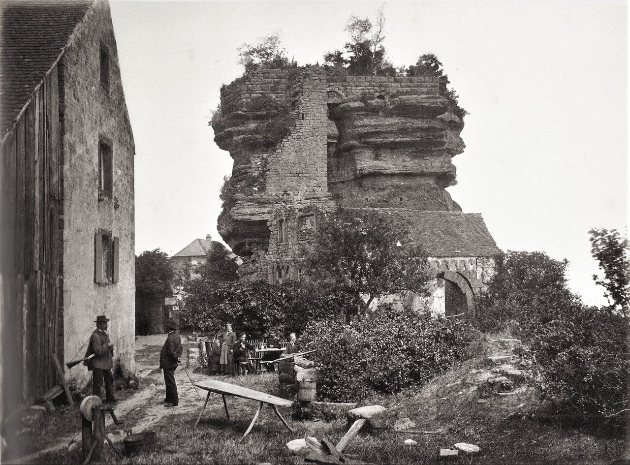 Visitors at the ruin of the Haut-Barr around 1870, photographed by Georg Maria Eckert Visitors at the ruin of the Haut-Barr around 1870, photographed by Georg Maria Eckert