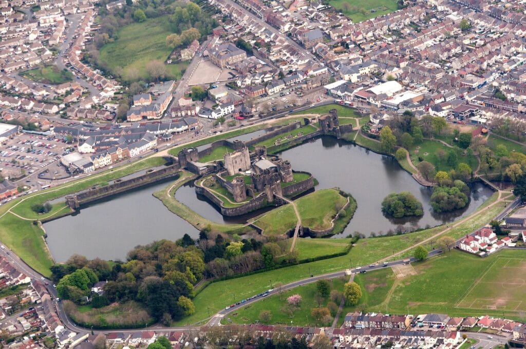 History & Architecture 11 Parts of a Medieval Castle