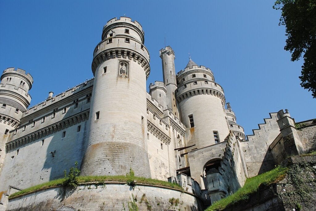 How Castle Defenses Worked