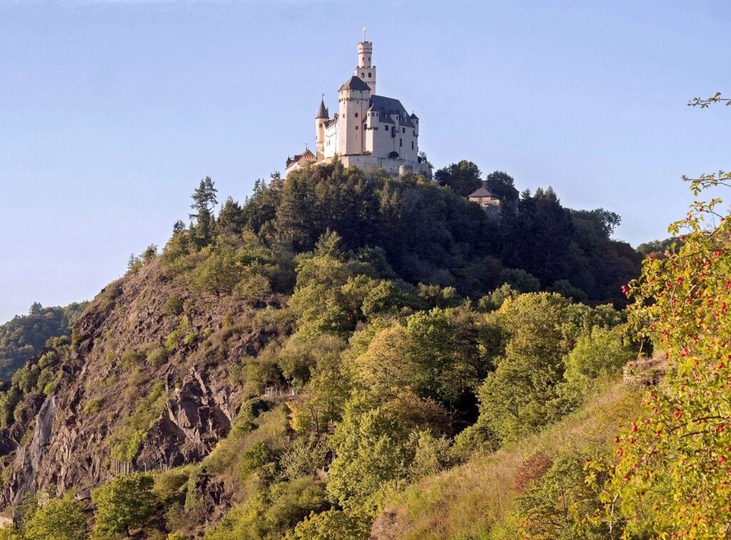 The south side of Marksburg seen from the Rheinsteig trail