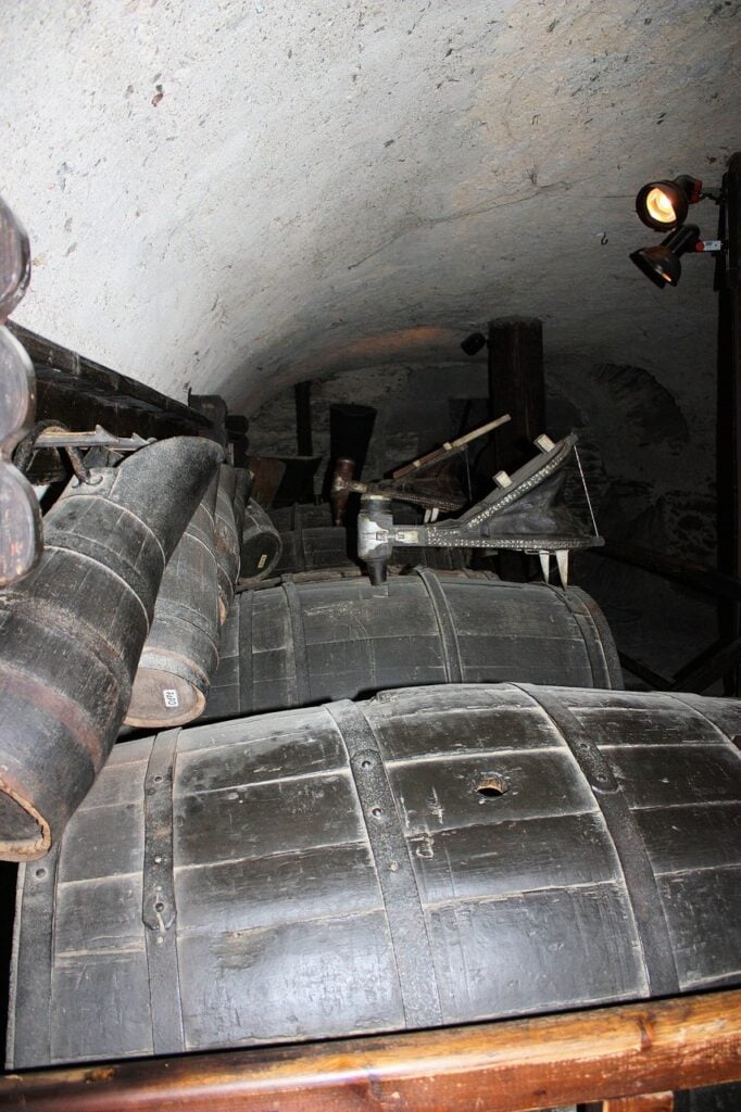 The barrel-vaulted wine cellar at Marksburg with its row of casks
