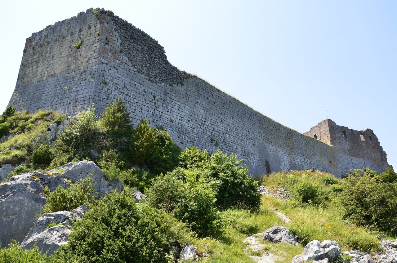 The curtain wall on the summit of Montségur