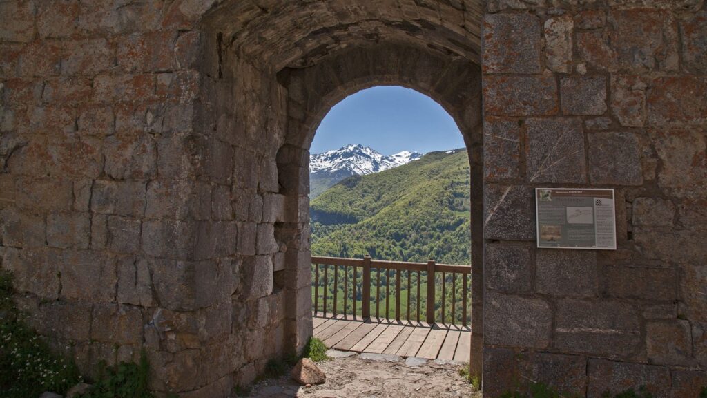 Château de Montségur 3 A gateway of Montségur framing the Pyrenean skyline
