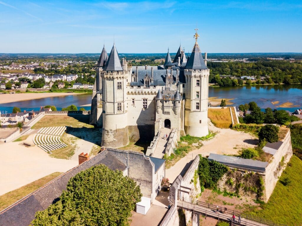 Château de Saumur 9 Aerial view of the entrance and court of Château de Saumur