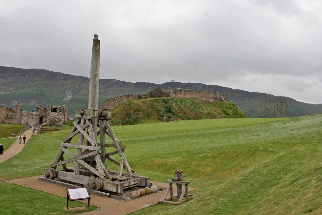 Full-size trebuchet replica on the lawn below Urquhart Castle Full-size trebuchet replica on the lawn below Urquhart Castle