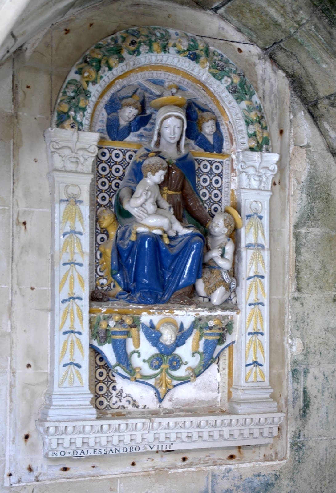 Glazed-terracotta Virgin and Child, a della Robbia workshop piece, in the collegiate chapel at Château d'Ussé Glazed-terracotta Virgin and Child, a della Robbia workshop piece, in the collegiate chapel at Château d'Ussé