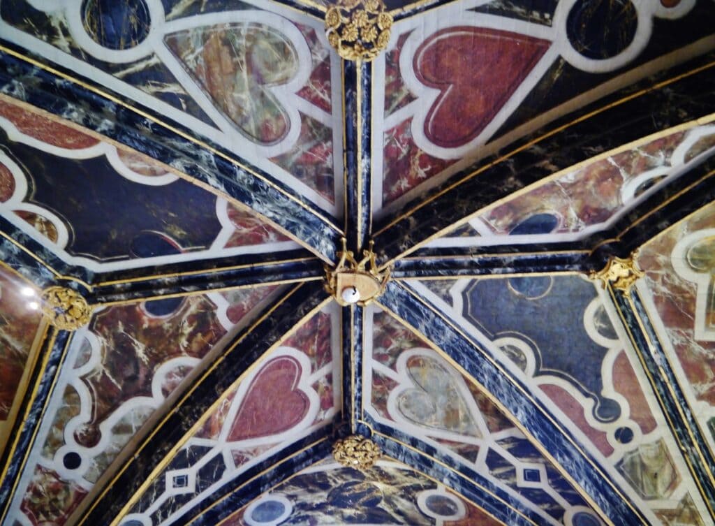 Château d'Ussé 6 The trompe-l'oeil faux-marble vault of the Salle des Gardes at Château d'Ussé