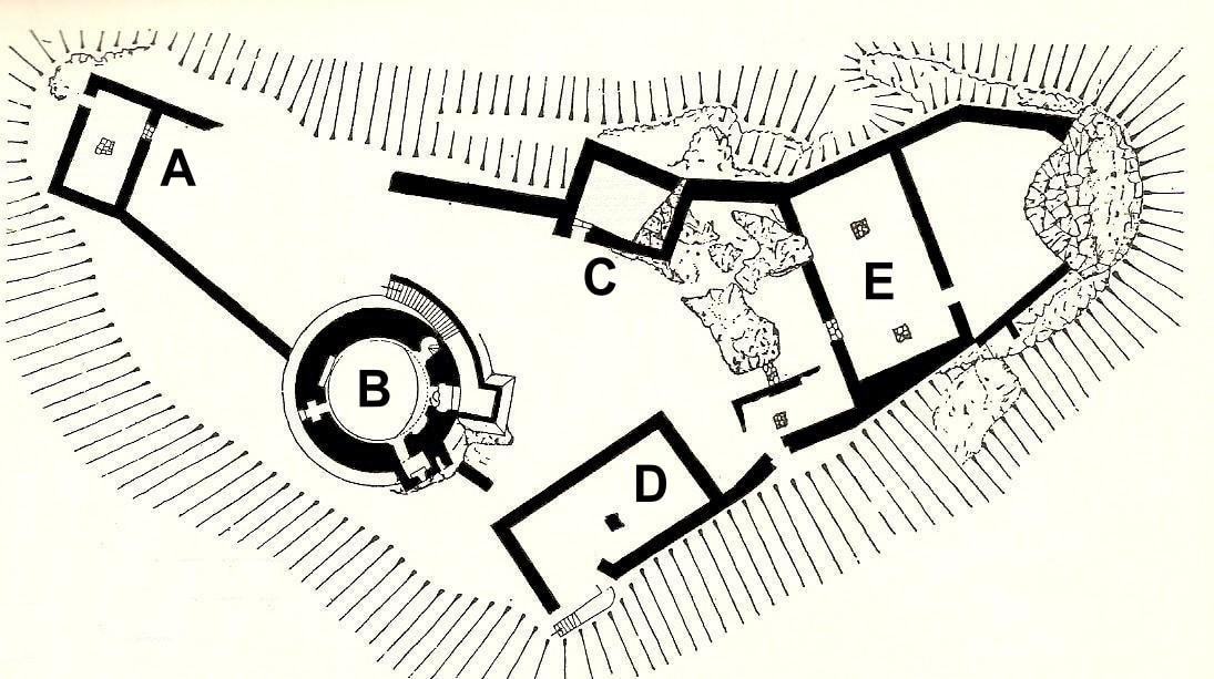 Black-and-white site plan of a castle on an elongated hilltop: a round tower marked B and rectangular buildings marked A, C, D and E joined by walls along the edge of the slope Black-and-white site plan of a castle on an elongated hilltop: a round tower marked B and rectangular buildings marked A, C, D and E joined by walls along the edge of the slope